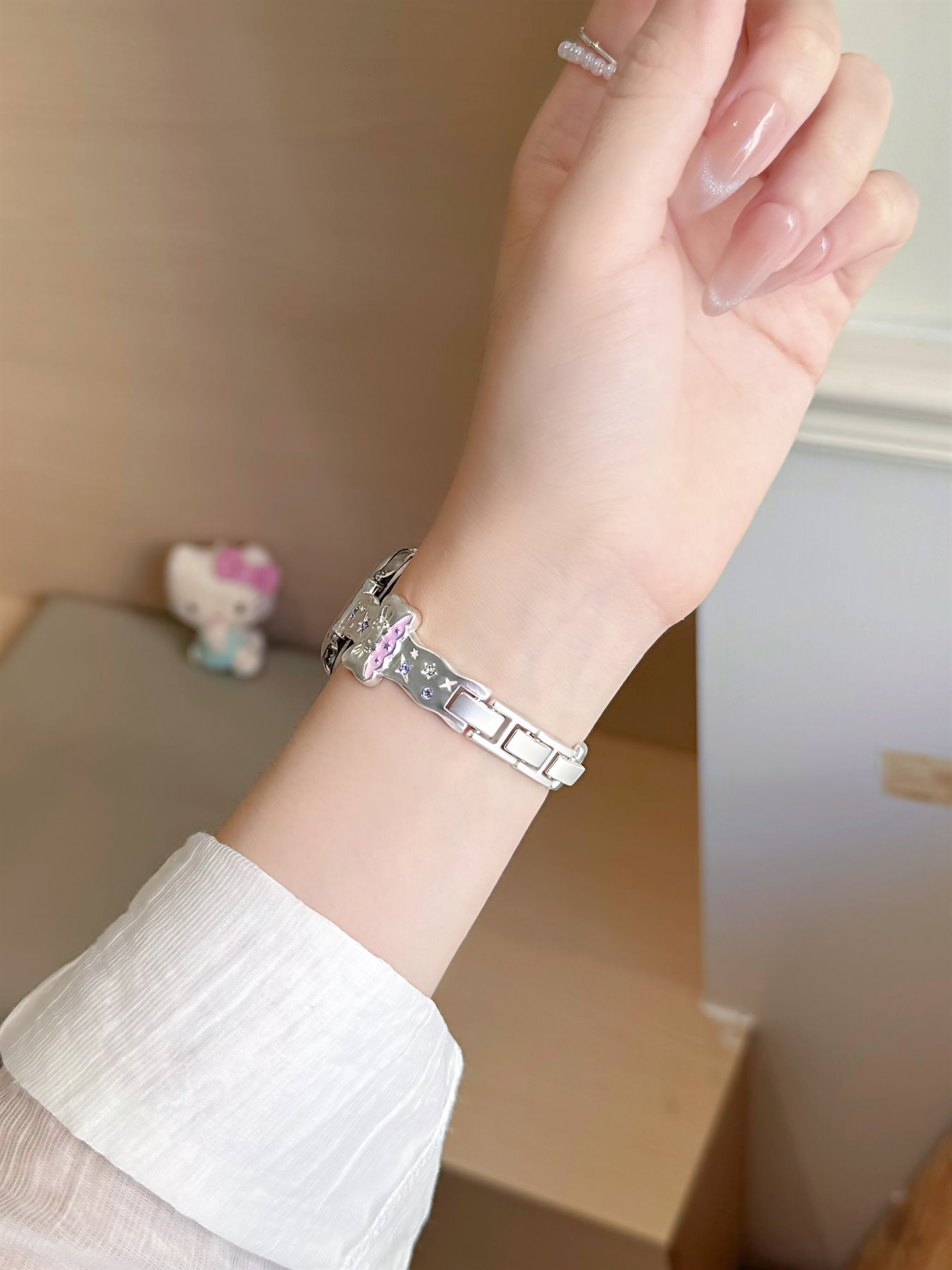 P02 jewelry smartwatch band wrist thumbnail