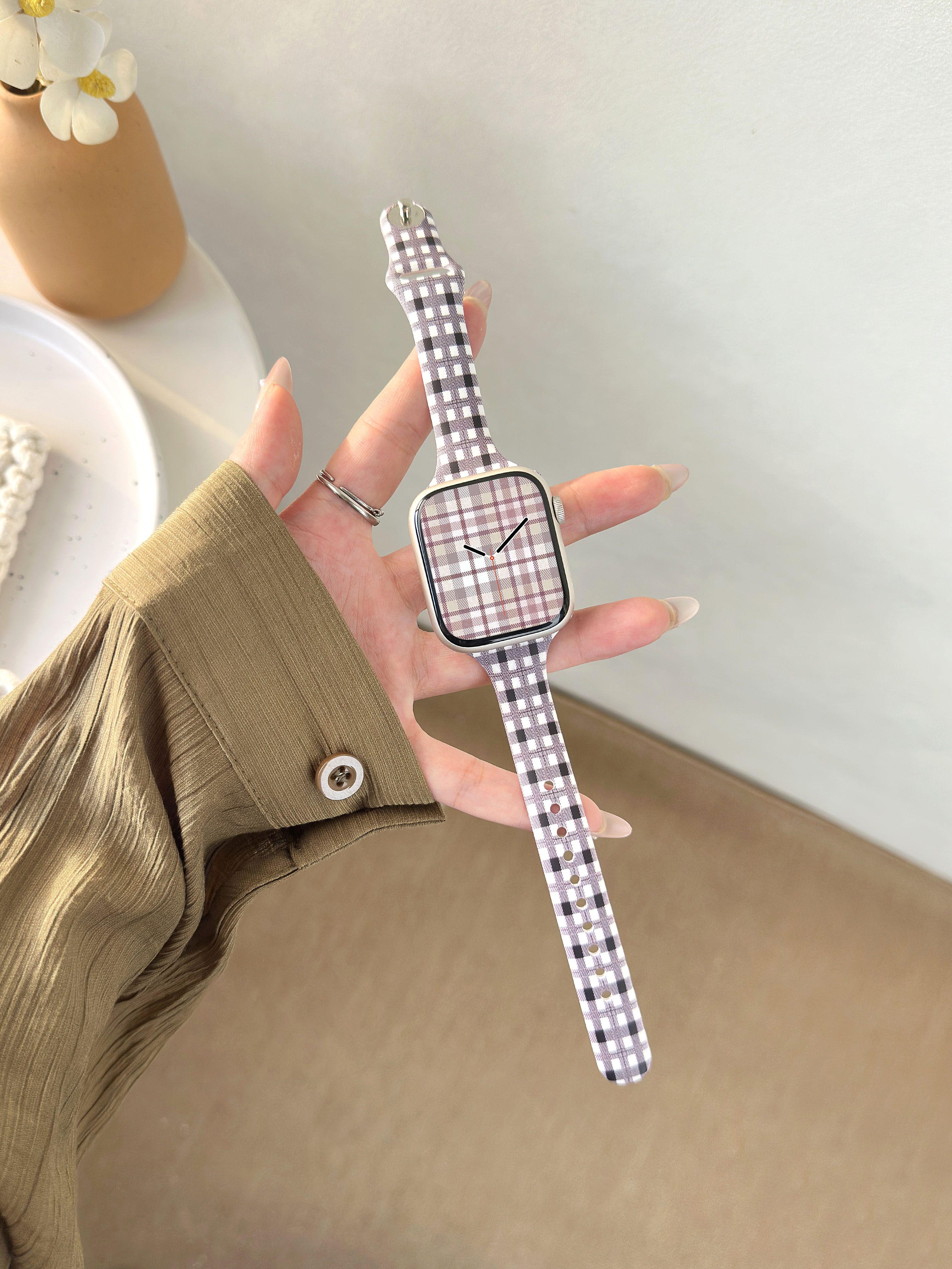 Black plaid printed silicone Apple Watch band