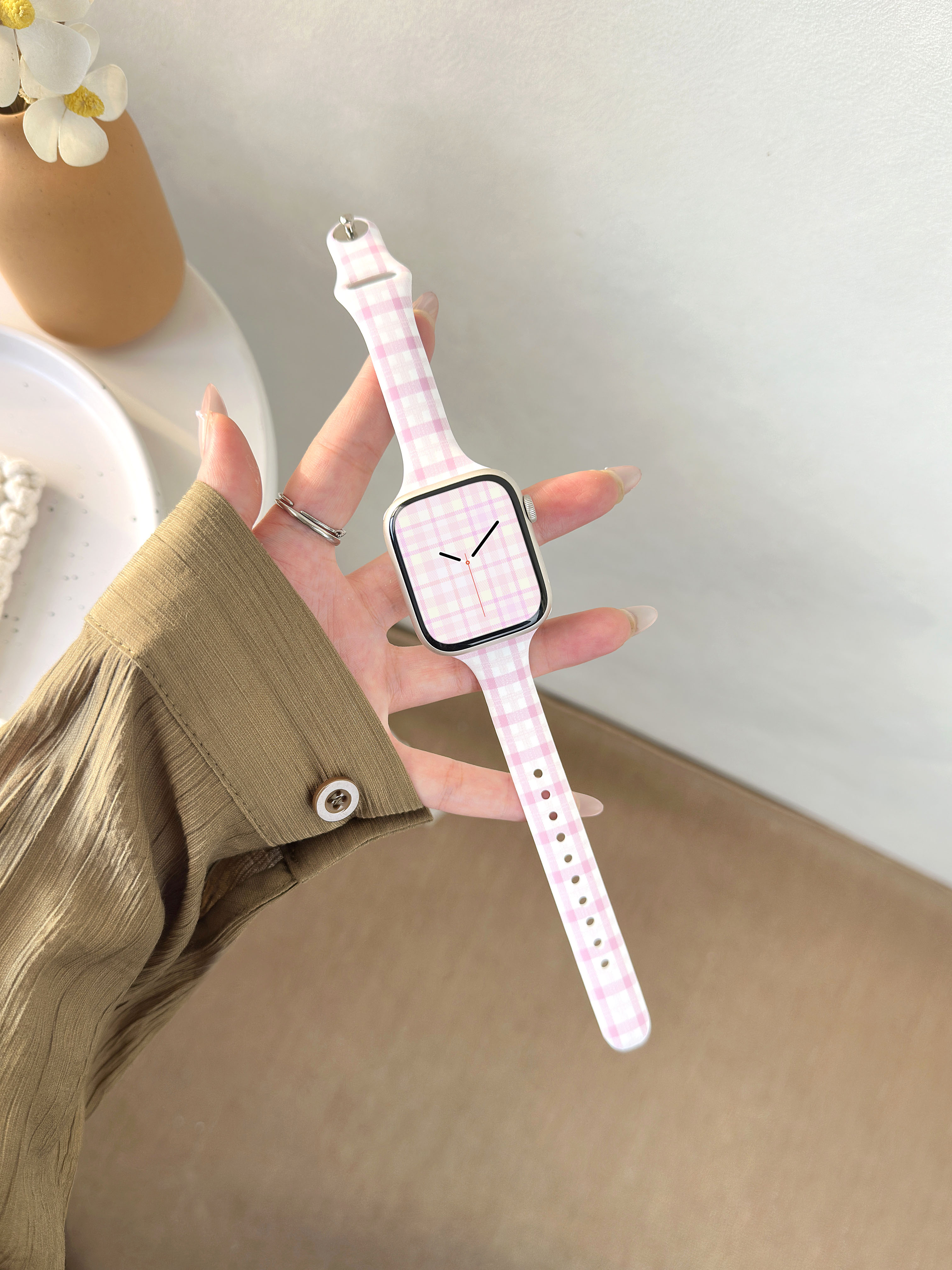 Light pink plaid printed silicone Apple Watch band