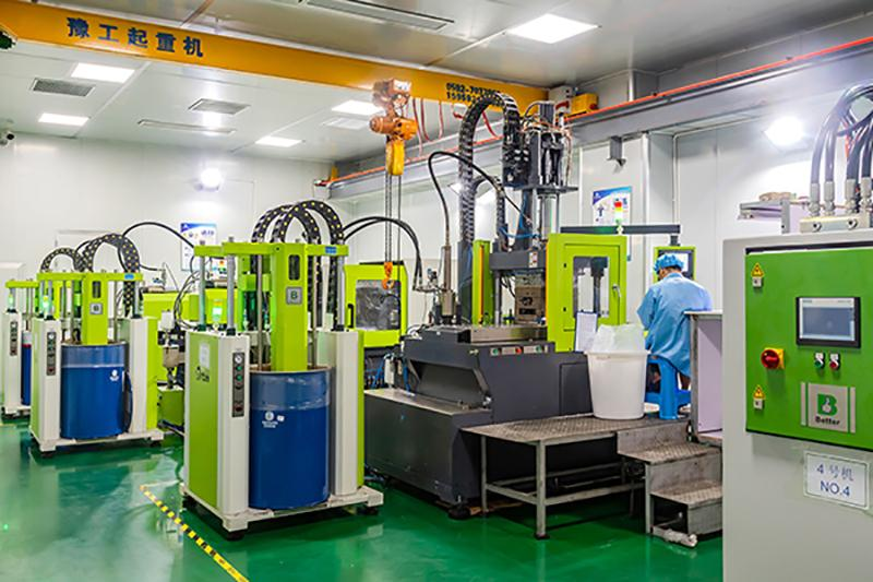 Smartwatch band injection molding machines for silicone and rubber strap production